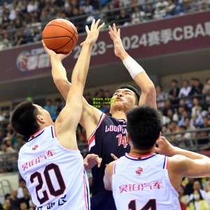 壹号娱乐_年轻球员充满活力：CBA赛季精彩开启